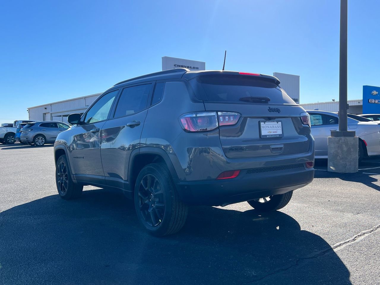 New 2024 Jeep Compass Latitude w/ Sun and Sound Group image 7