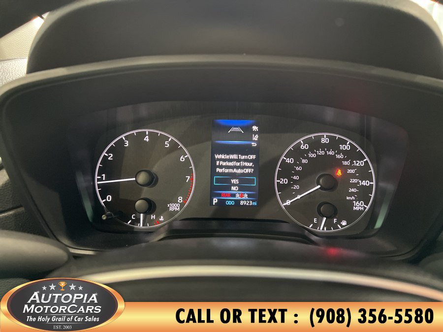Used 2025 Toyota Corolla Cross LE w/ Moonroof Package FWD image 31