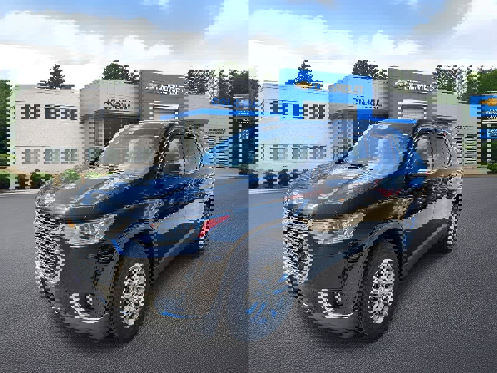 Used 2019 Chevrolet Traverse LT video 1