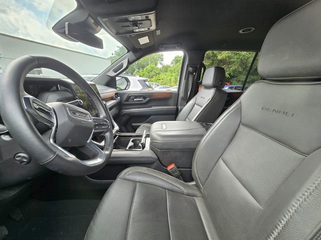 Used 2025 GMC Yukon Denali RWD image 8