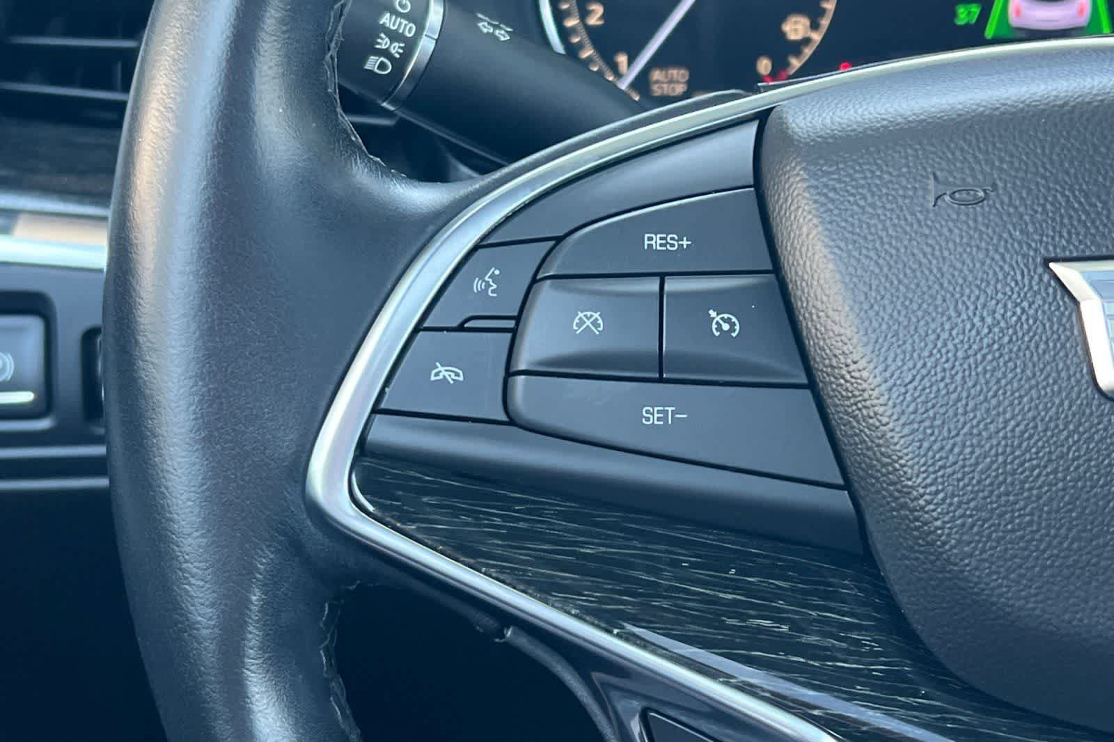 Used 2020 Cadillac XT5 Premium Luxury AWD/4WD image 33