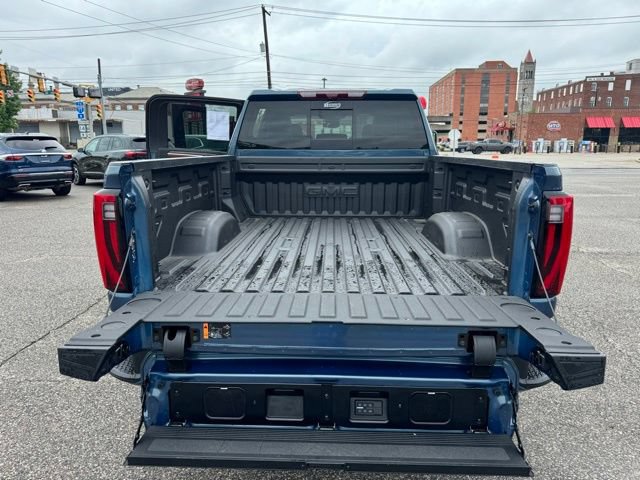 Certified 2026 GMC Sierra 2500 Denali Ultimate AWD/4WD image 10