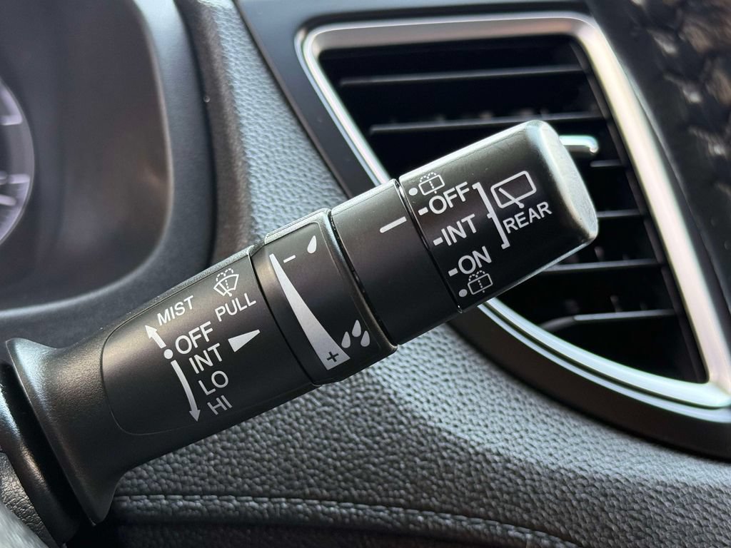 Used 2015 Honda CR-V Touring image 26