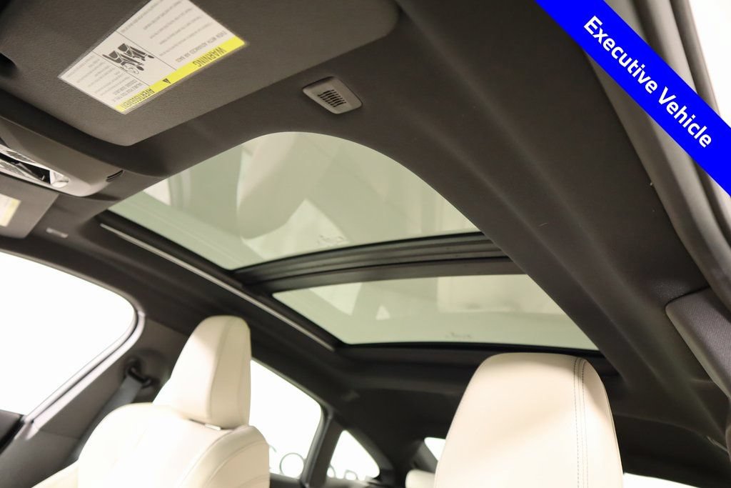 New 2026 BMW 228i w/ Technology Package FWD image 17