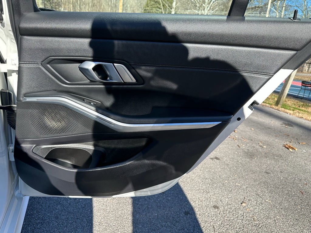 Used 2019 BMW 330i xDrive Sedan w/ Premium Package AWD/4WD image 29