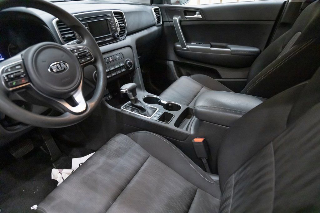 Used 2019 Kia Sportage LX image 17