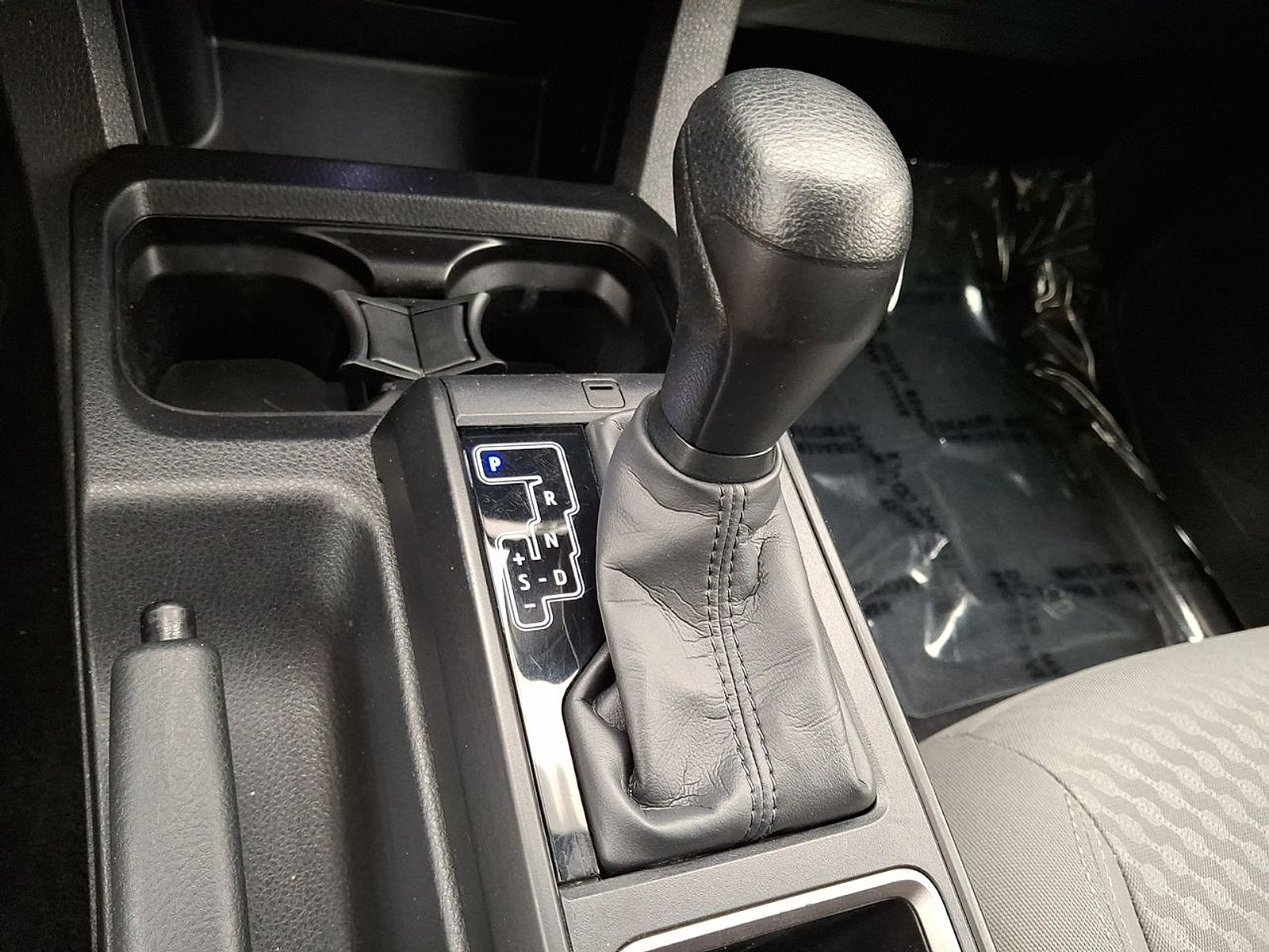 Certified 2023 Toyota Tacoma SR AWD/4WD image 16