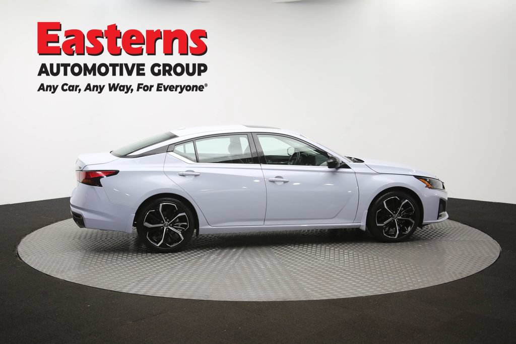 Used 2023 Nissan Altima 2.5 SR w/ SR Premium Package FWD image 45