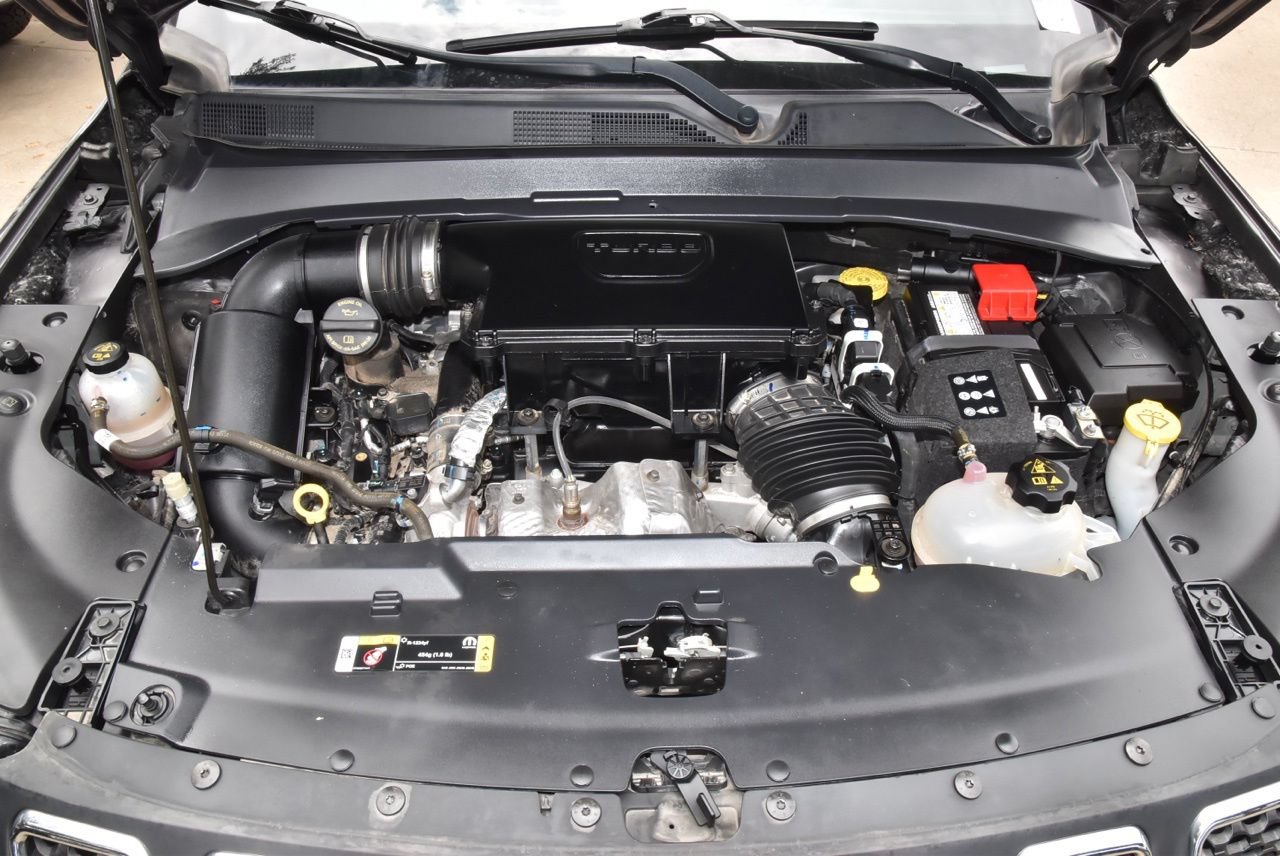 Used 2024 Jeep Compass Latitude AWD/4WD image 36