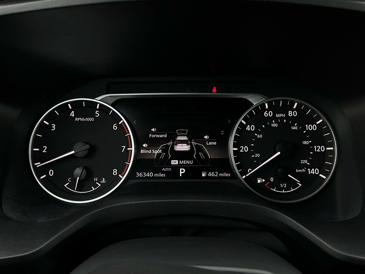 Used 2025 Nissan Rogue SV image 36