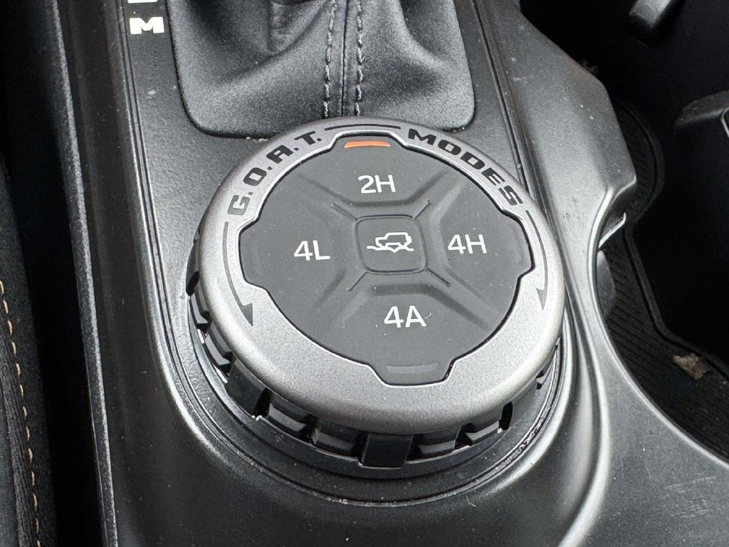 Certified 2024 Ford Bronco Badlands AWD/4WD image 9