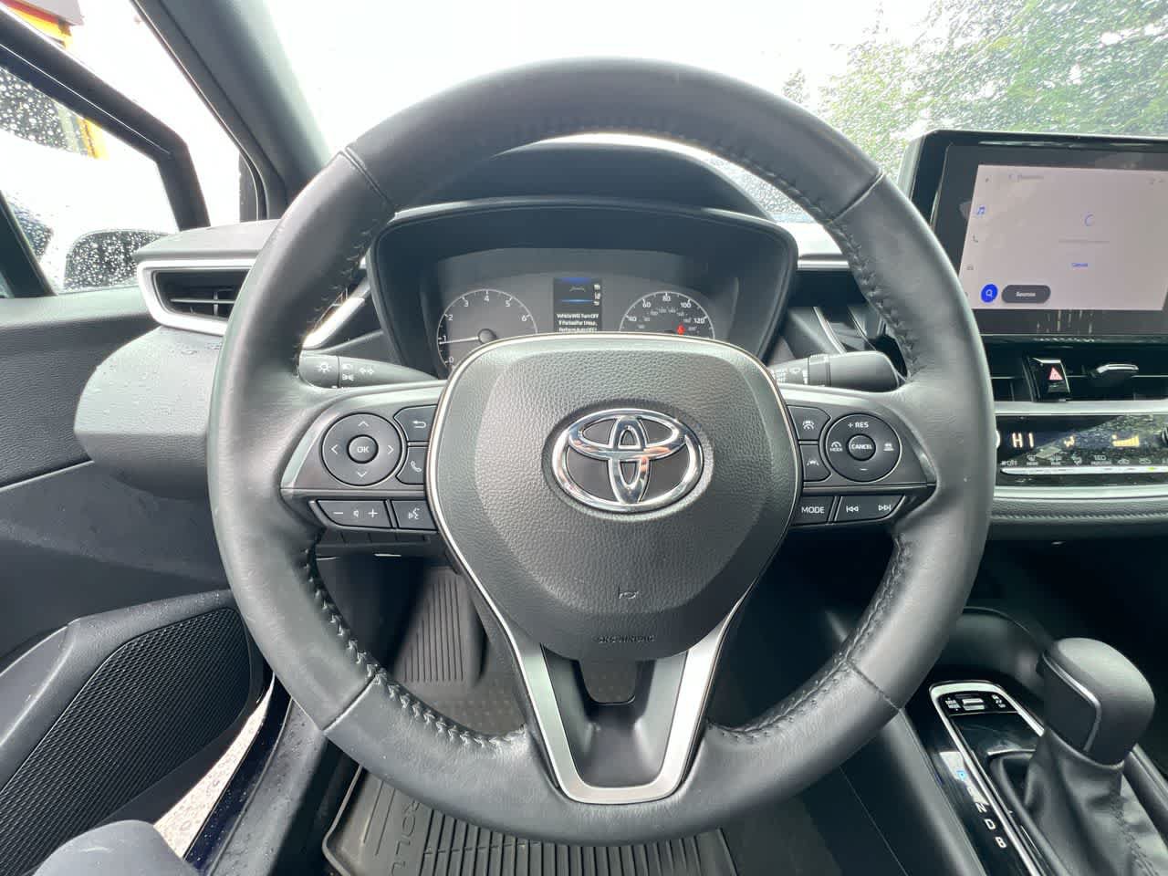 Used 2024 Toyota Corolla SE w/ SE Premium Package FWD image 14