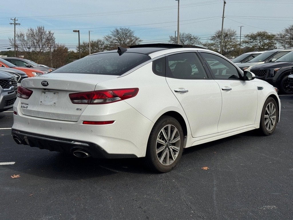Certified 2020 Kia Optima Premium image 3