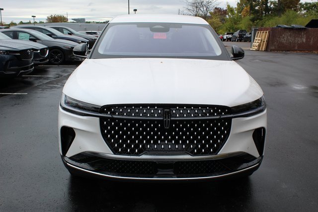 New 2026 Lincoln Nautilus Premier image 8