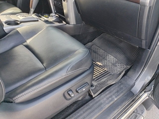 Used 2021 Toyota 4Runner Limited image 14