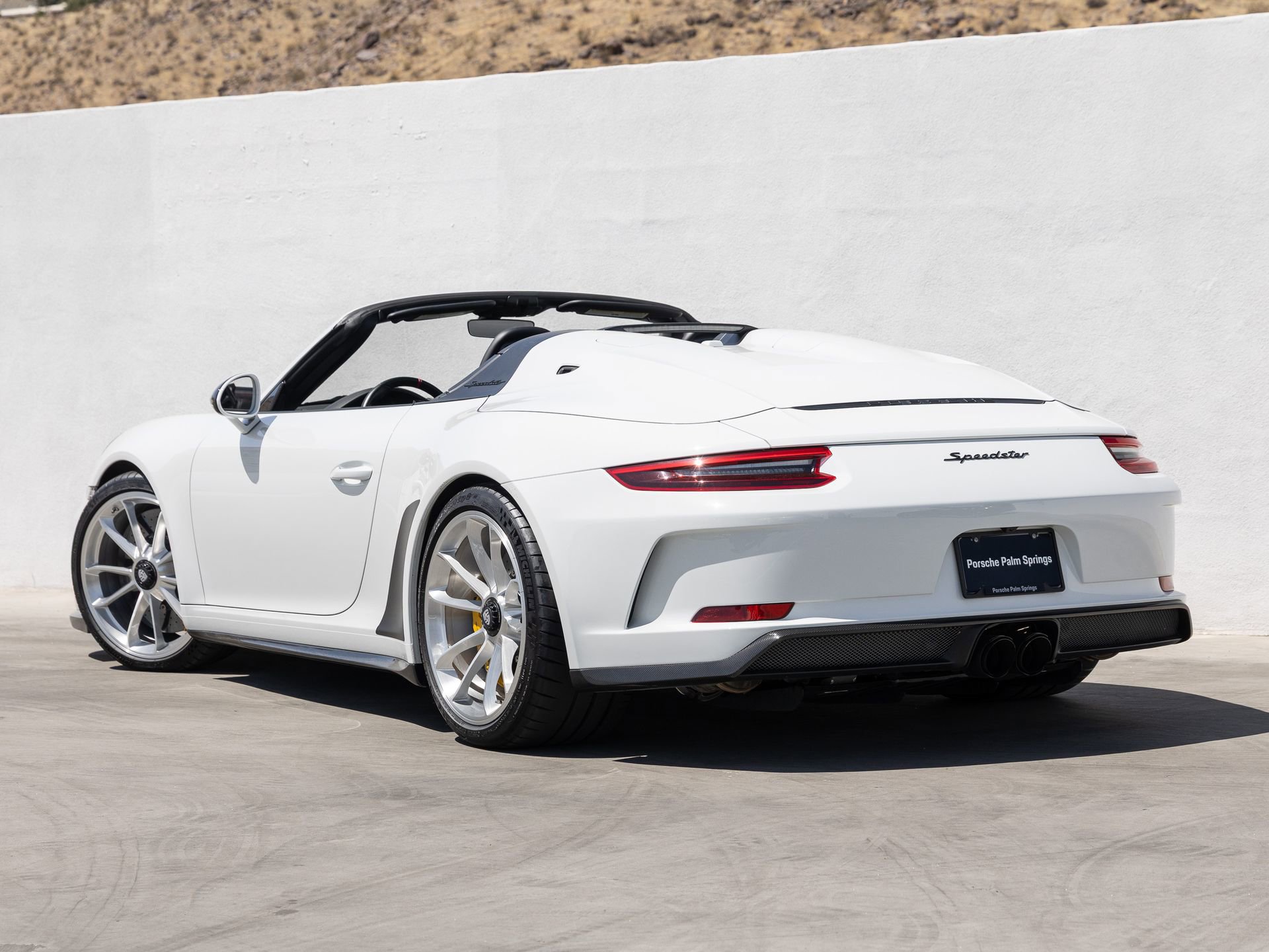 Certified 2019 Porsche 911 Speedster RWD image 3