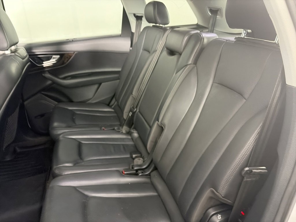 Used 2018 Audi Q7 3.0T Prestige image 13
