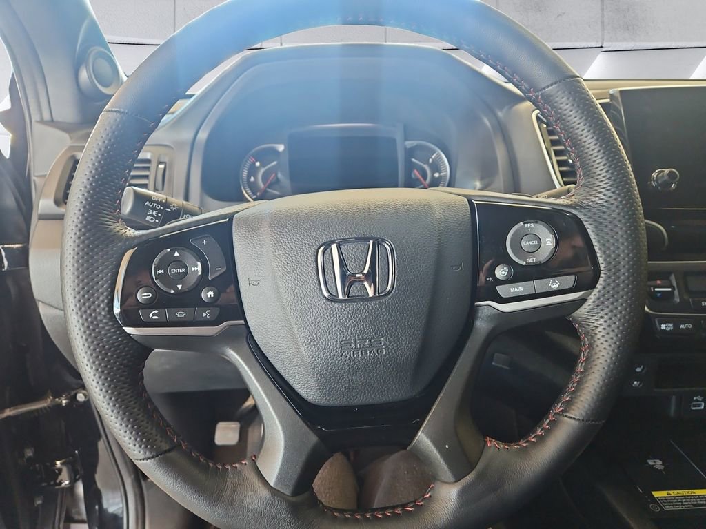 Used 2024 Honda Passport Black Edition image 9