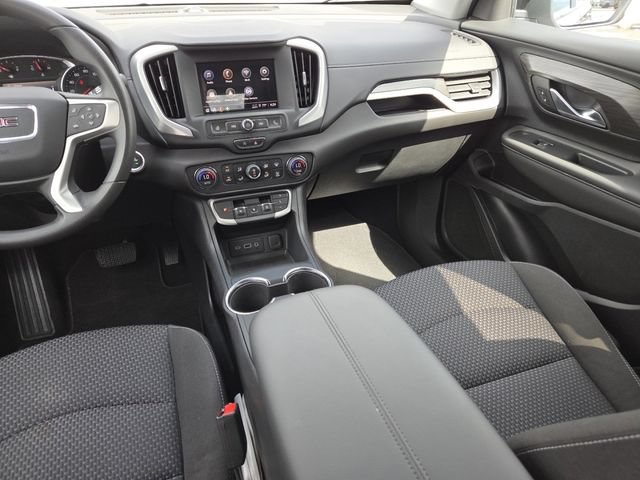 Used 2023 GMC Terrain SLE w/ Driver Convenience Package FWD image 28