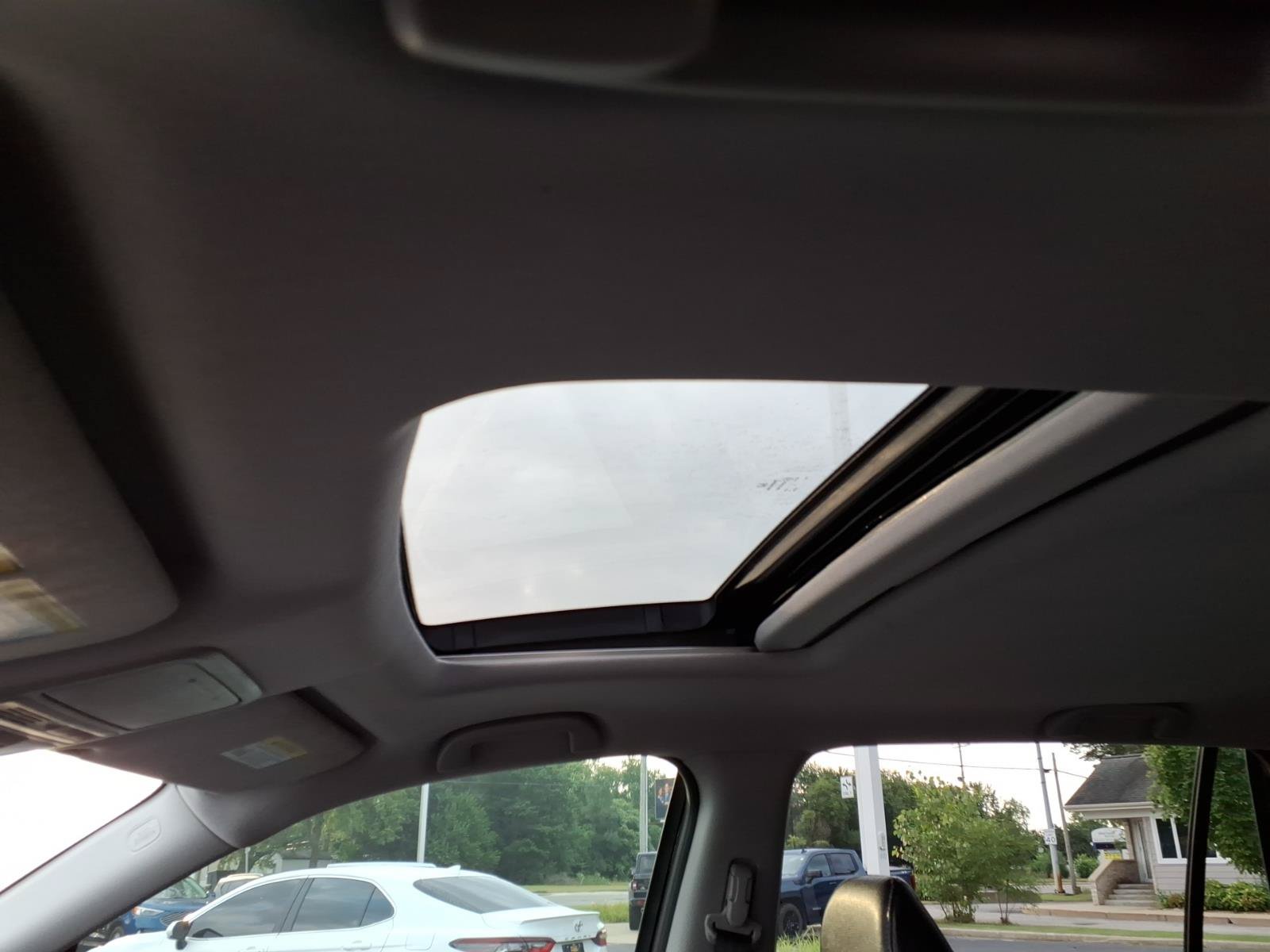 Used 2016 Honda Pilot EX-L image 6