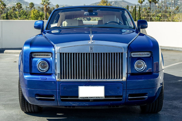 Used 2010 Rolls-Royce Phantom Drophead Coupe RWD image 21