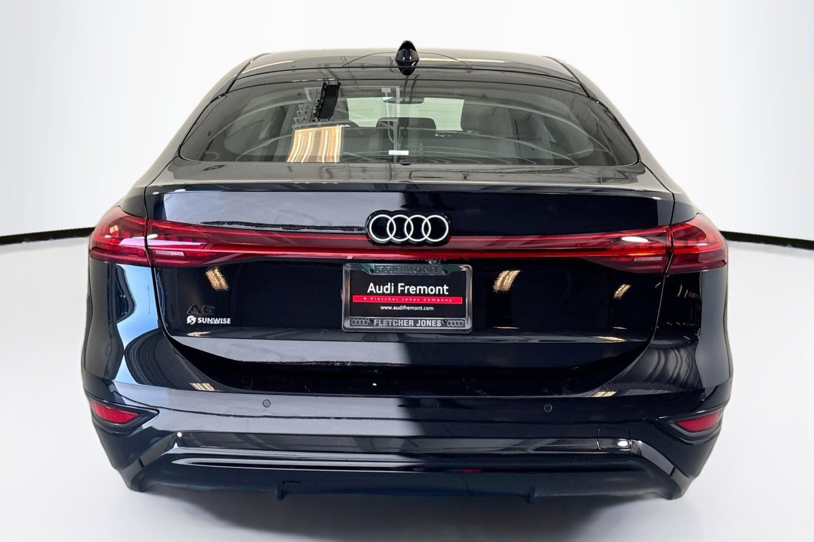 New 2025 Audi A6 e-tron Premium Plus RWD image 6
