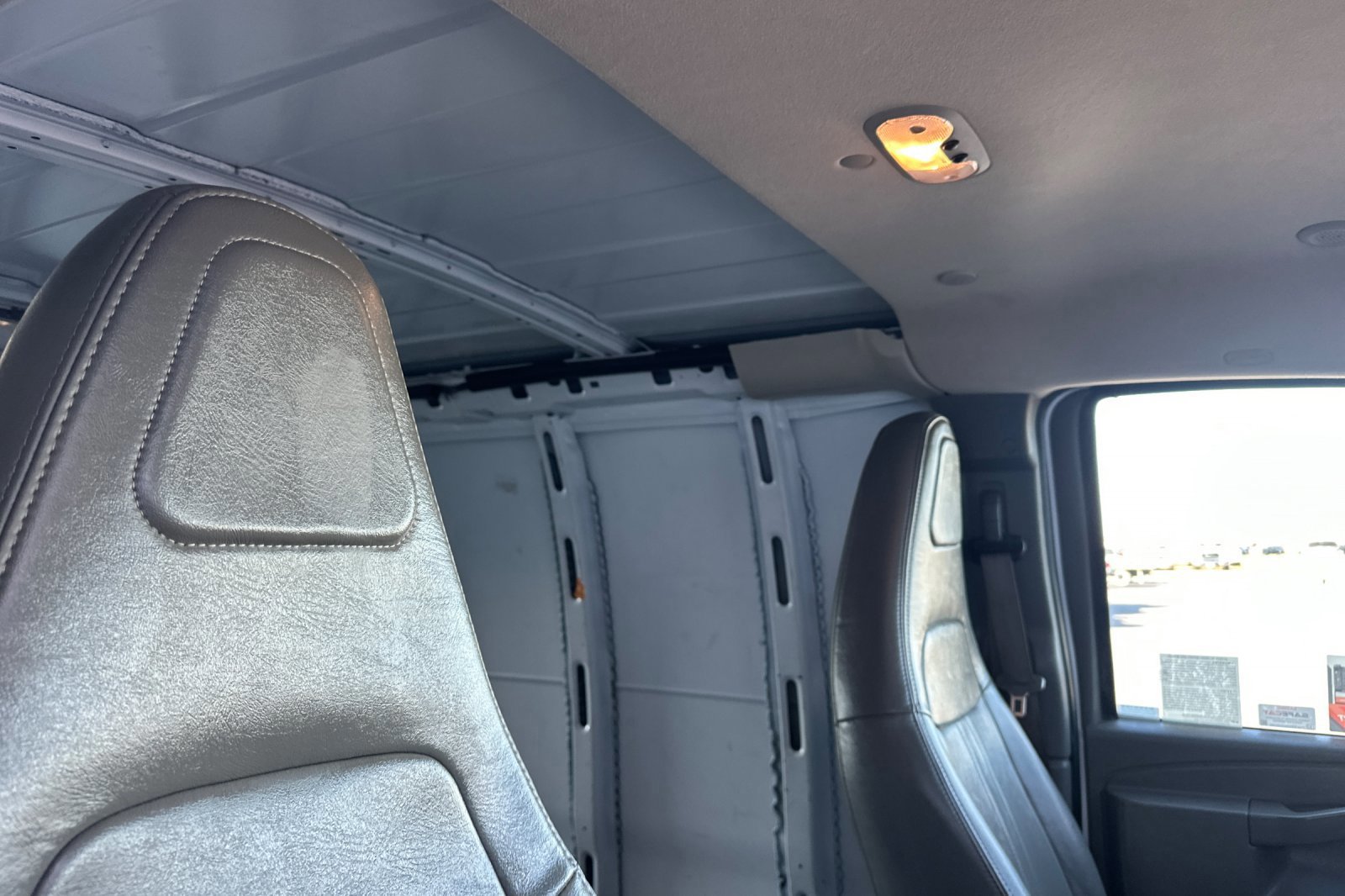 Used 2022 Chevrolet Express 2500 Extended w/ Driver Convenience Package image 15