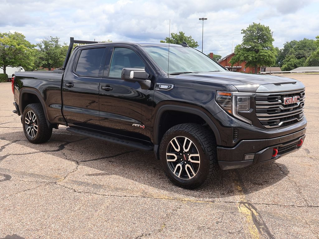 Used 2024 GMC Sierra 1500 AT4 w/ Technology Package AWD/4WD image 2