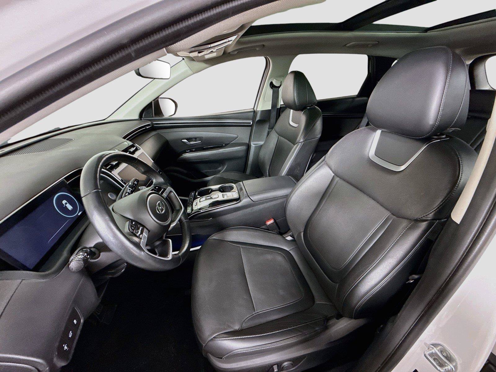 Used 2024 Hyundai Tucson Limited AWD/4WD image 15