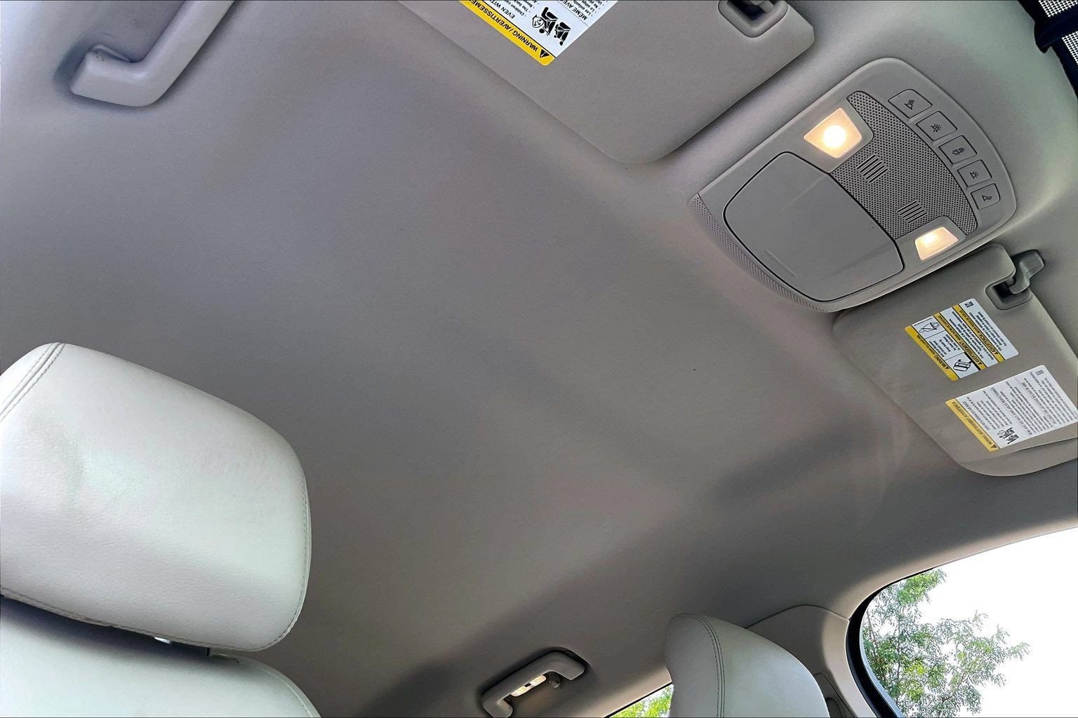 Used 2019 Lincoln MKC Premiere AWD/4WD image 13