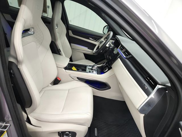 Used 2025 Jaguar F-PACE R-Dynamic S image 38