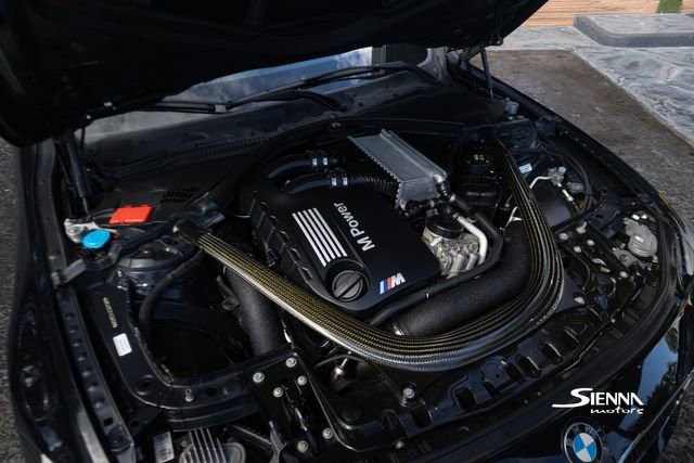 Used 2018 BMW M4 Convertible image 44