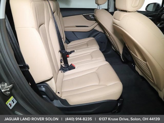 Used 2020 Audi Q7 2.0T Premium Plus AWD/4WD image 30