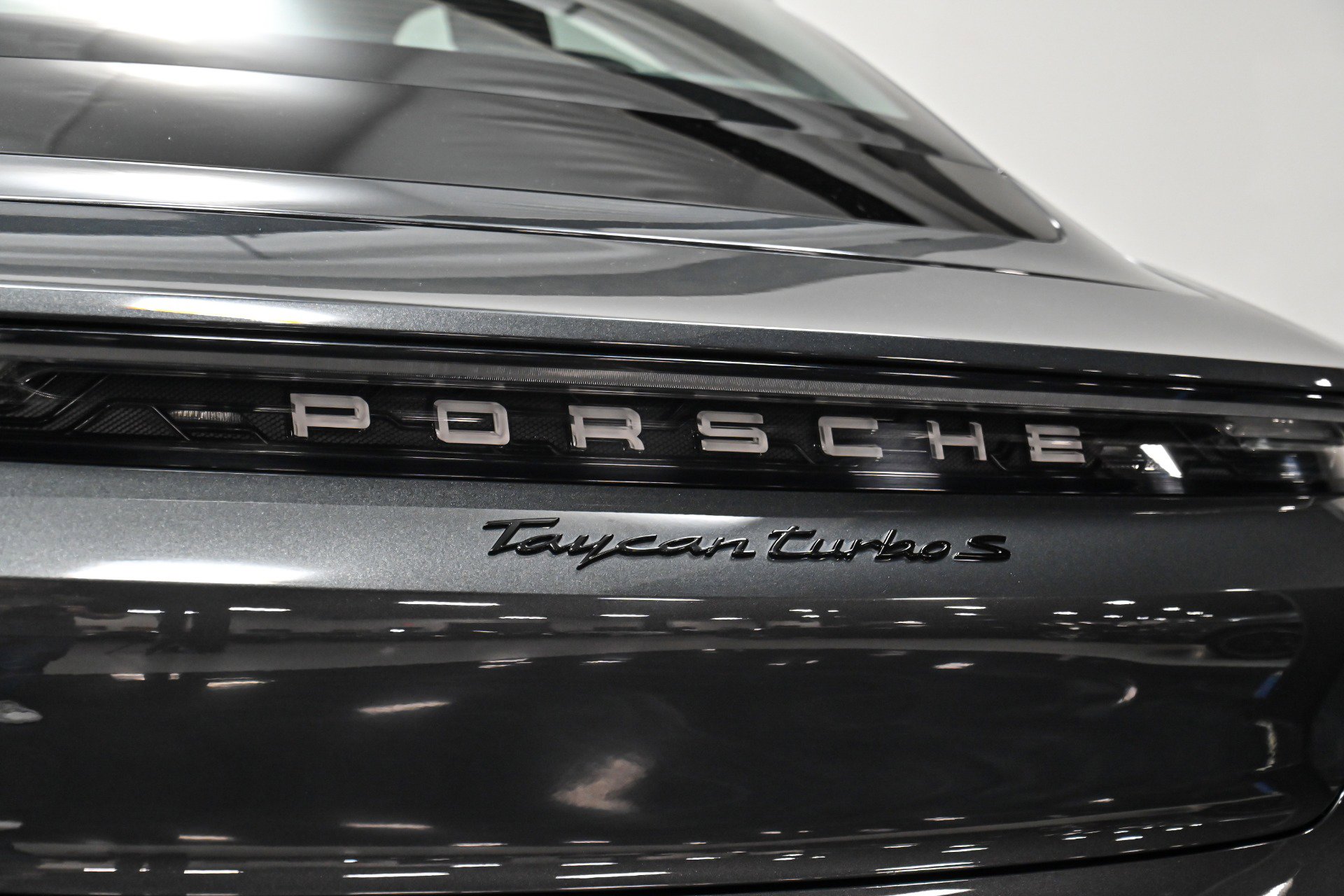 Used 2021 Porsche Taycan Turbo S image 51