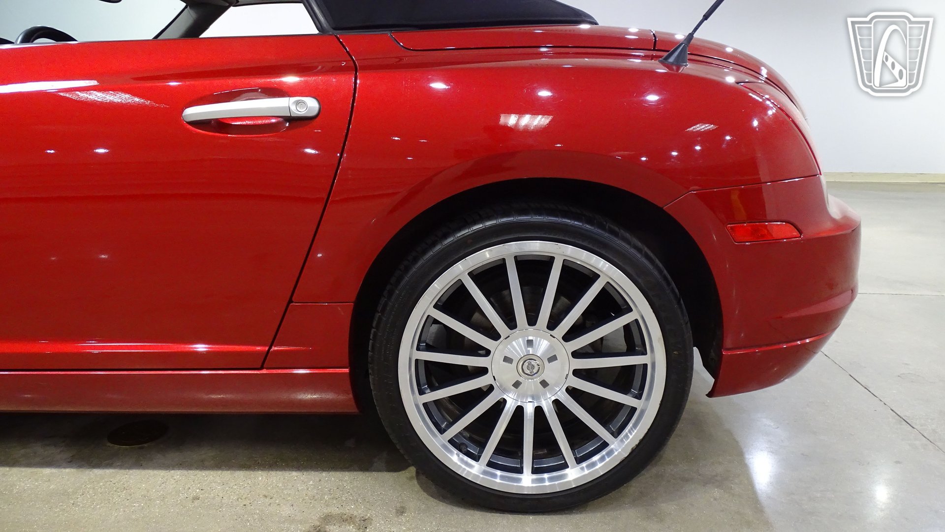 Used 2007 Chrysler Crossfire Convertible w/ Special Edition Group RWD image 30