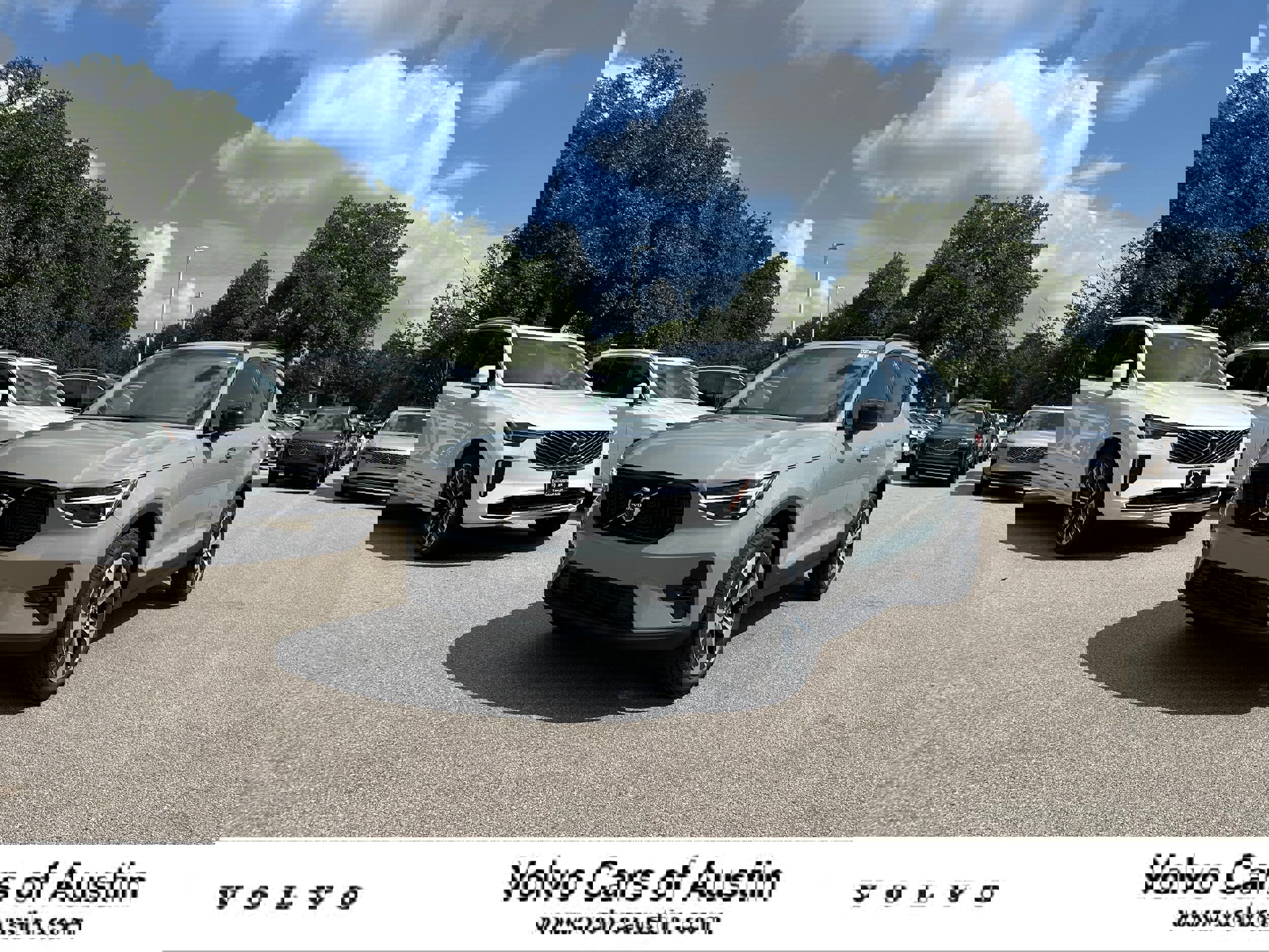 New 2026 Volvo XC40 B5 Plus w/ Protection Package Premier image 1