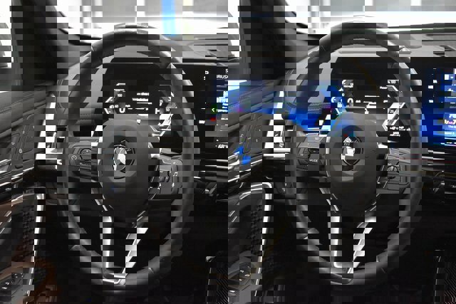 Used 2025 BMW X1 xDrive28i image 26