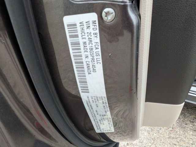 Certified 2023 Chrysler Pacifica Touring-L image 32