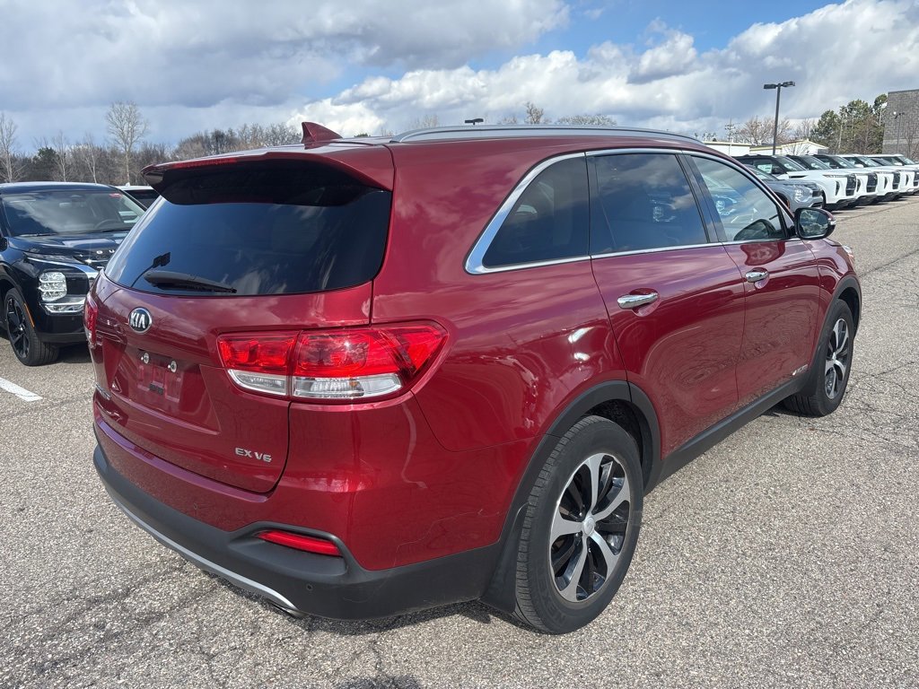Used 2018 Kia Sorento EX image 5