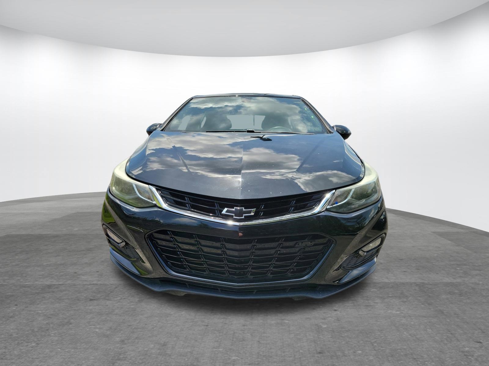 Used 2018 Chevrolet Cruze LT w/ Sun And Sound Package FWD image 21