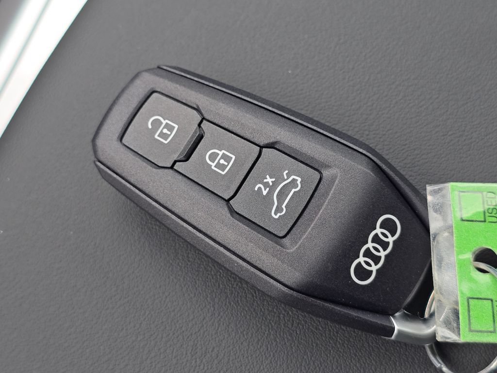 New 2026 Audi SQ5 Premium Plus AWD/4WD image 32