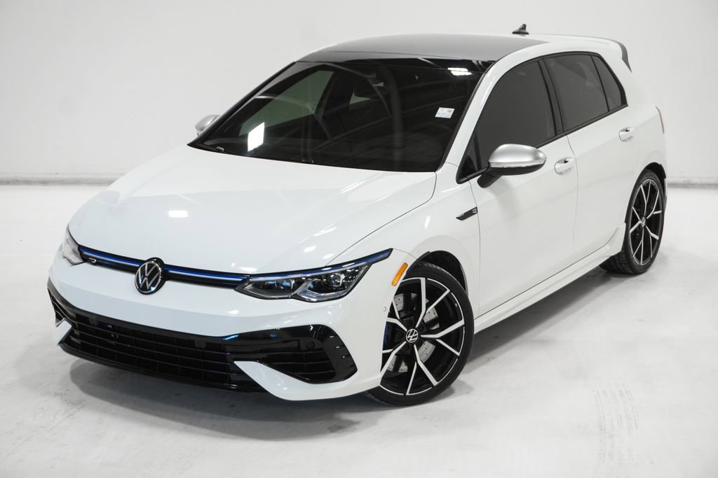 Used 2024 Volkswagen Golf R image 2