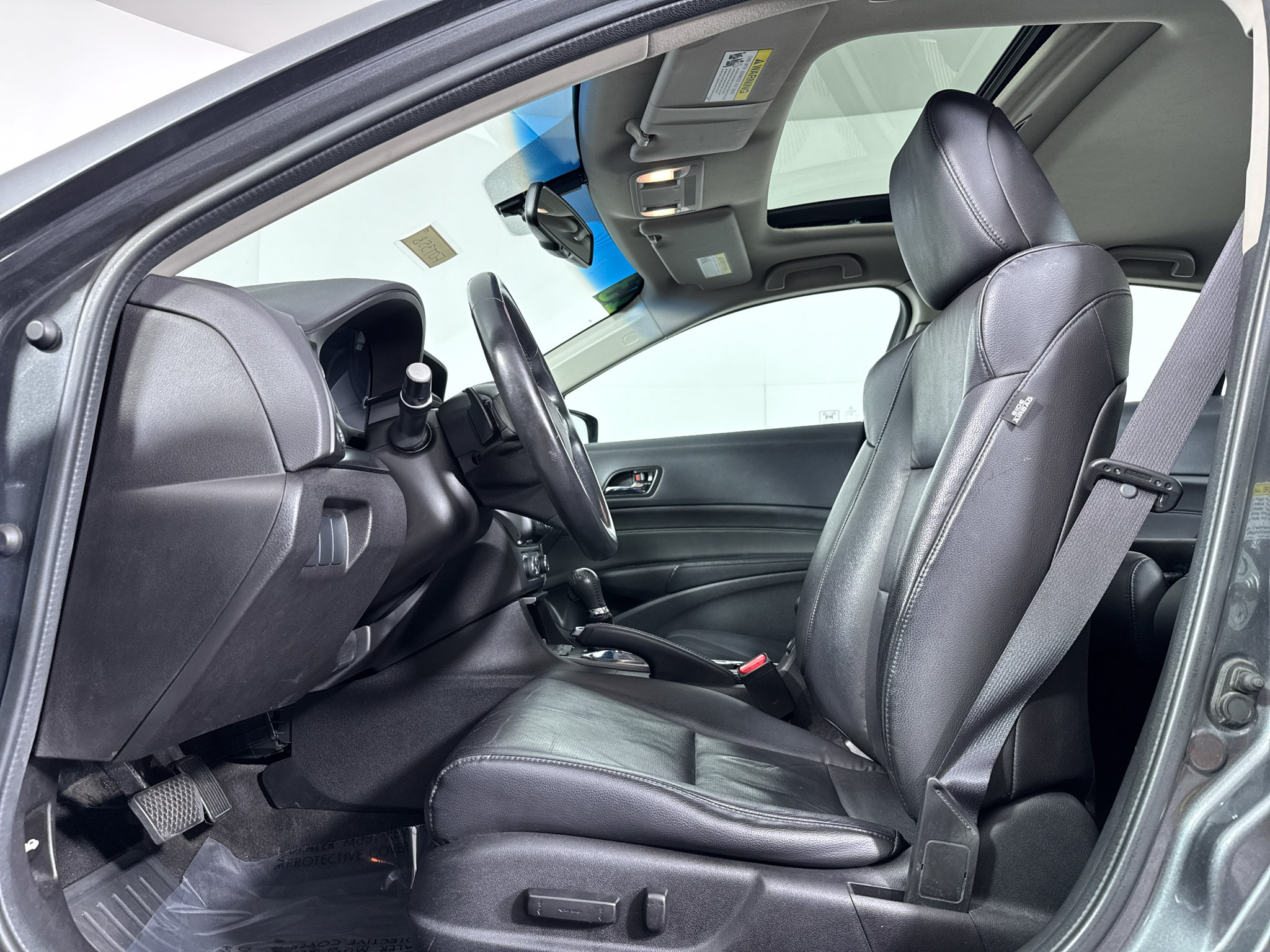 Used 2013 Acura ILX w/ Premium Package FWD image 5