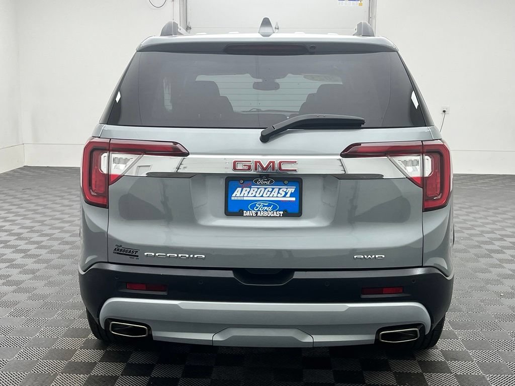 Used 2023 GMC Acadia SLT w/ Preferred Package AWD/4WD image 10