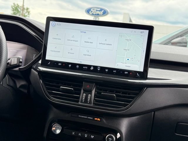 Certified 2023 Ford Escape ST-Line Select w/ Tech Pack #1 AWD/4WD image 21