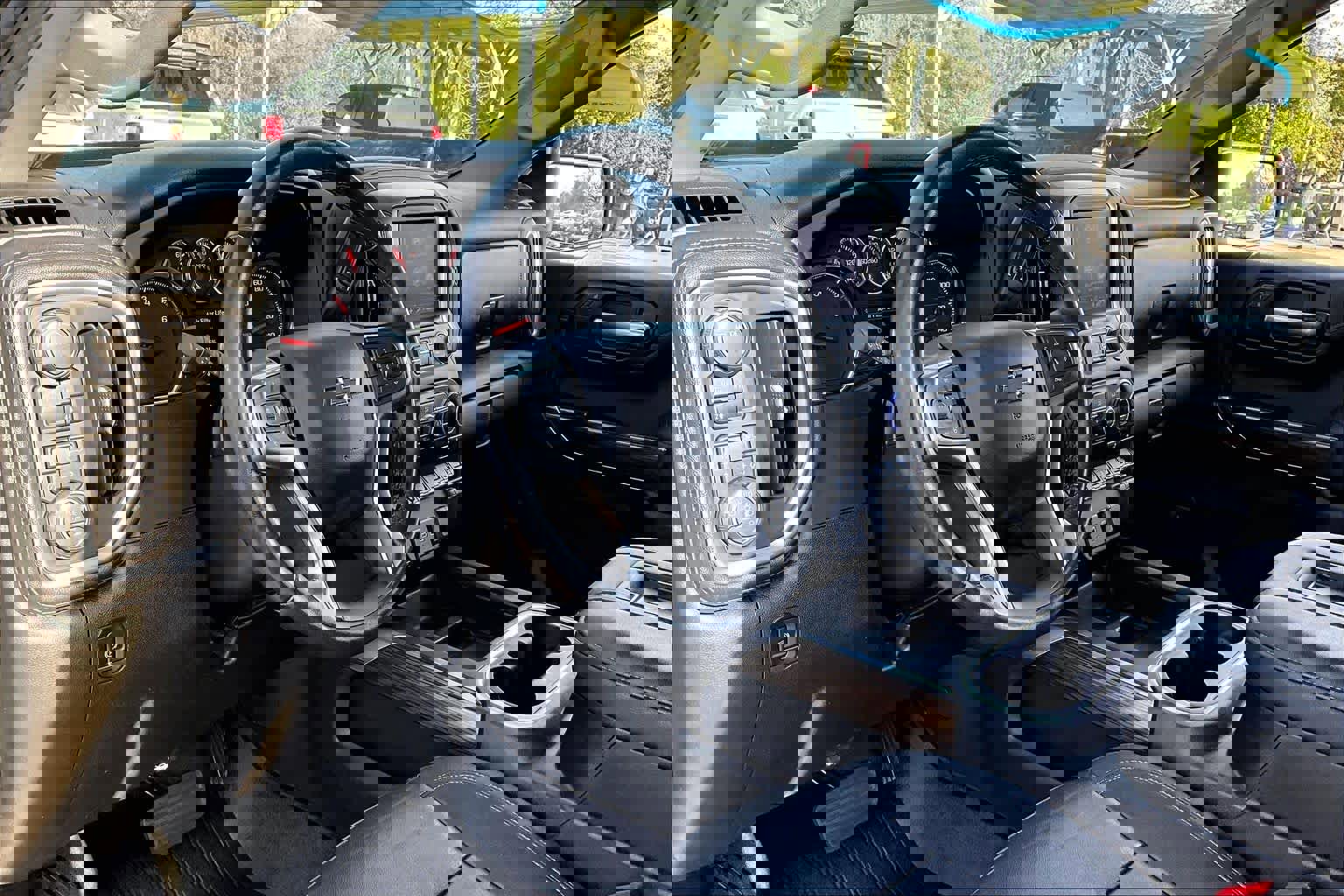 Used 2021 Chevrolet Silverado 1500 LT Trail Boss w/ Convenience Package II image 17