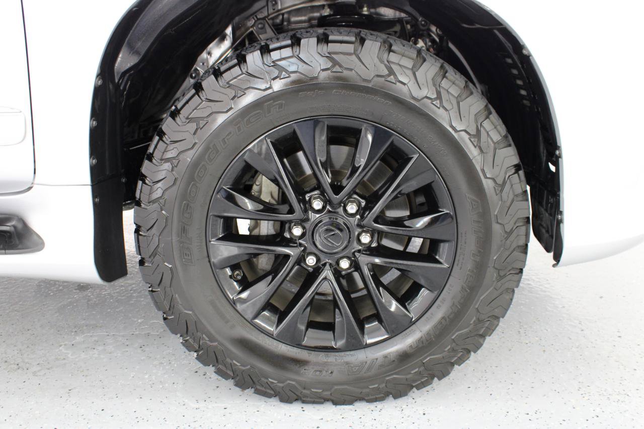 Used 2019 Lexus GX 460 Premium AWD/4WD image 91