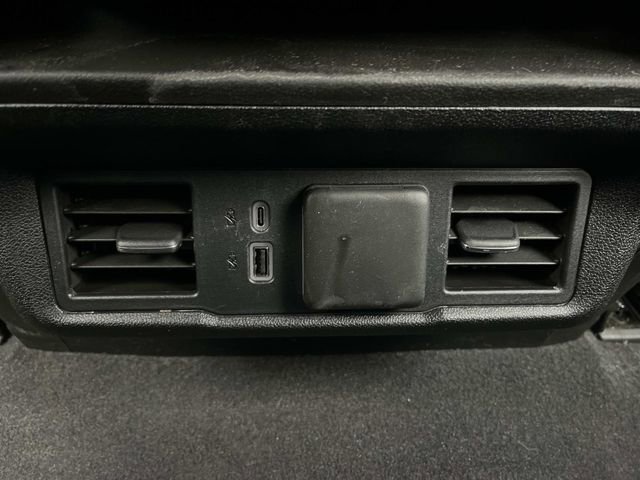 Used 2024 Chevrolet Silverado 1500 LT image 20