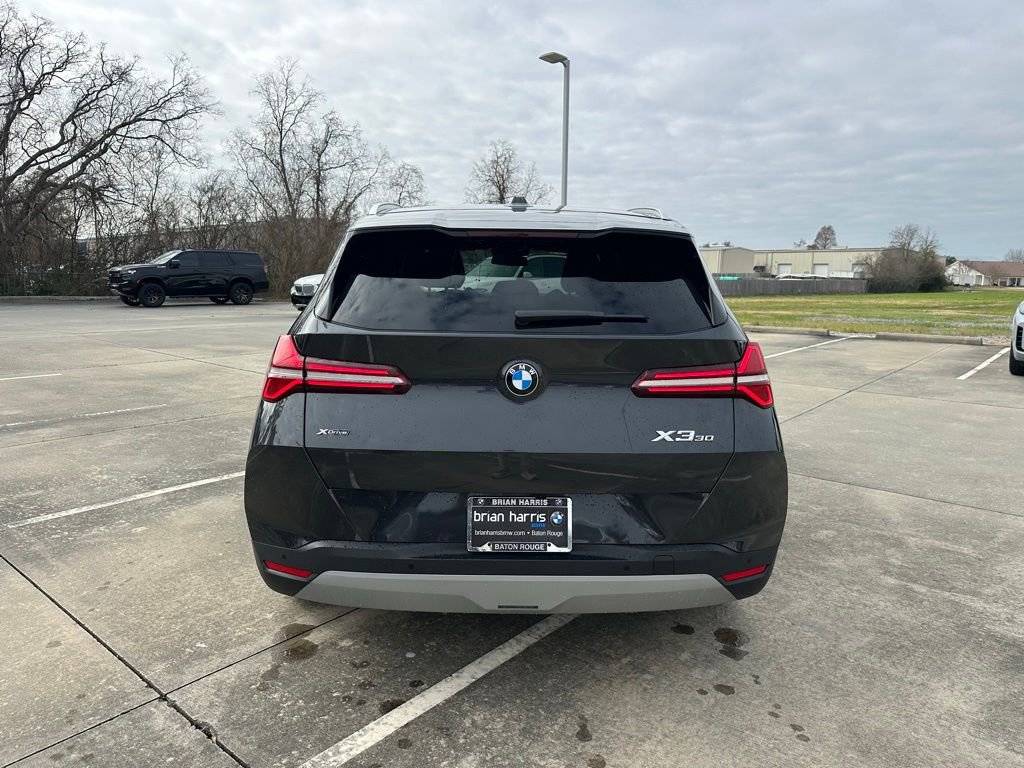 Certified 2025 BMW X3 xDrive30i image 3