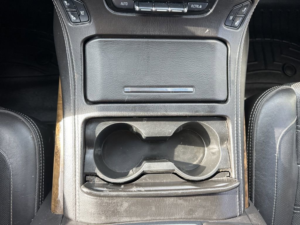 Used 2016 GMC Yukon Denali w/ Open Road Package image 7